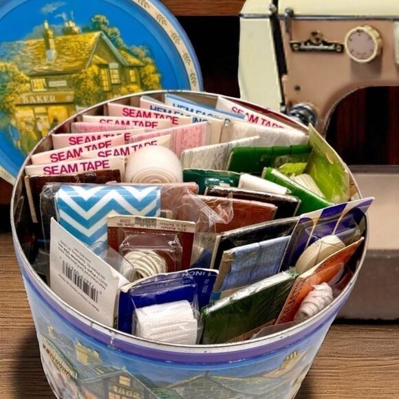 Seam Binding Tape Hem Facing Bias Tape Elastic Band Patches Cookie Tin Bundle - Picture 1 of 16